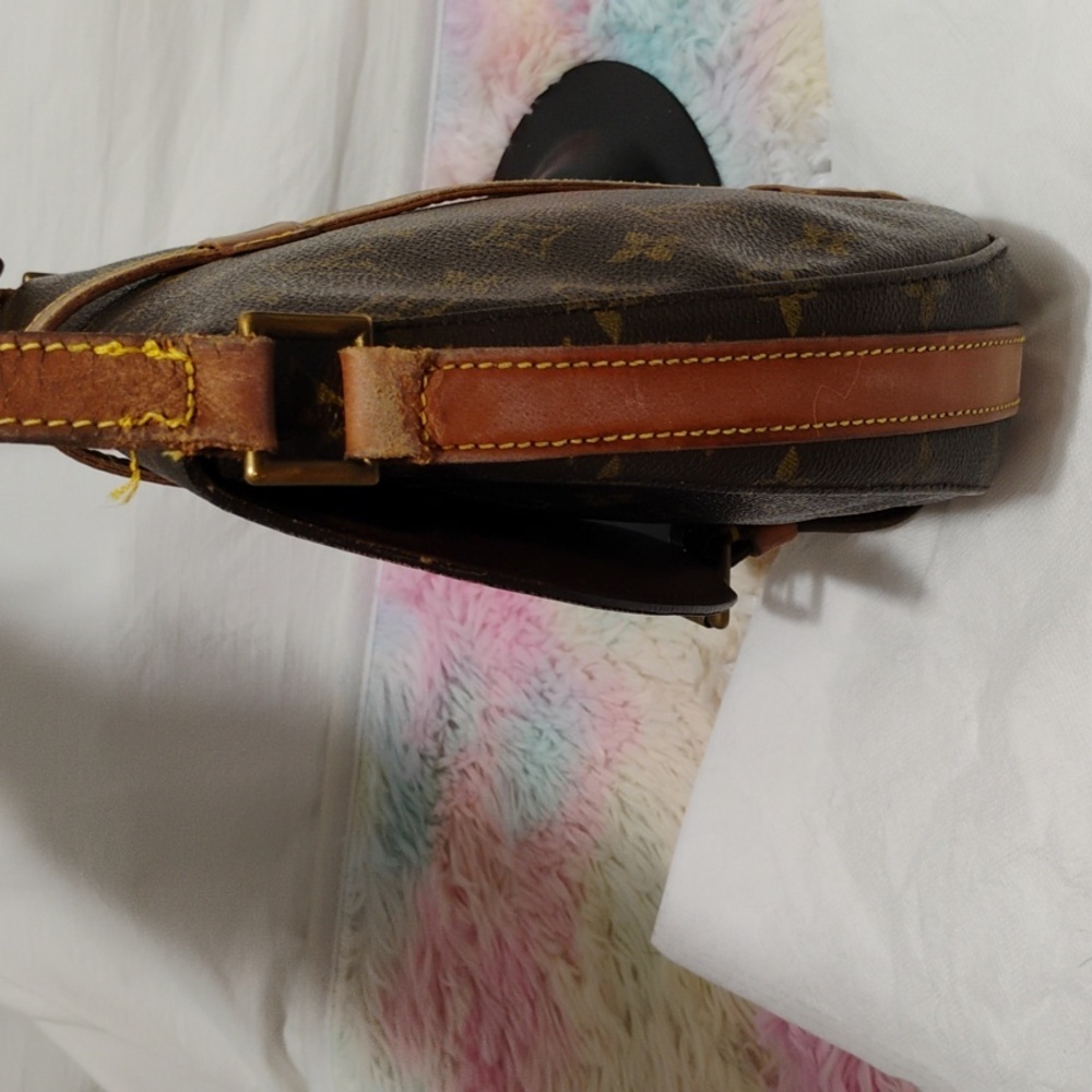 FIRM PRICE! 8903VI Authentic Louis Vuitton Chantilly Vintage Crossbody - Picture 4 of 16